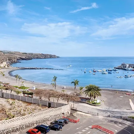 las Brisas- 2 min beach *