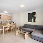 Brisas- 2 Min Guia de Isora (Tenerife)