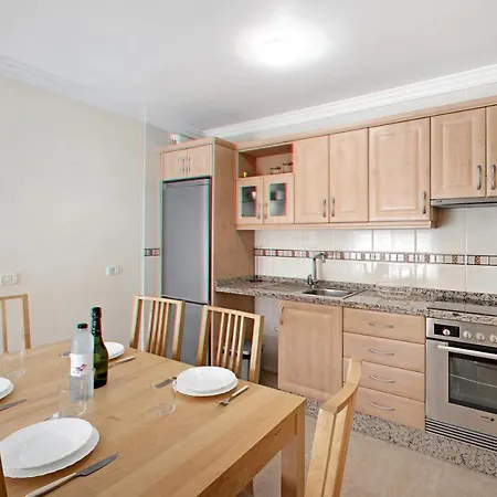 Brisas Playa San Juan شقة غيا ذي إسورا